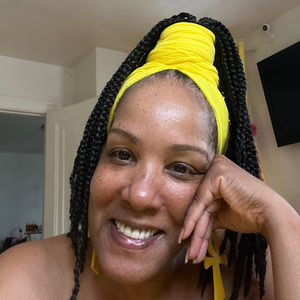 Meet your Posher, Toni